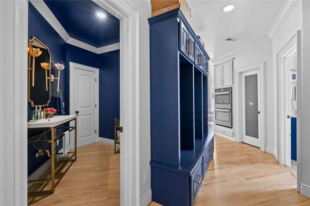 11 Sherwood Drive, Rogers, AR 72758