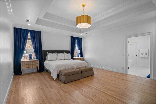 11 Sherwood Drive, Rogers, AR 72758