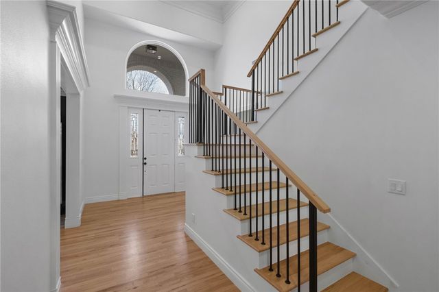 11 Sherwood Drive, Rogers, AR 72758