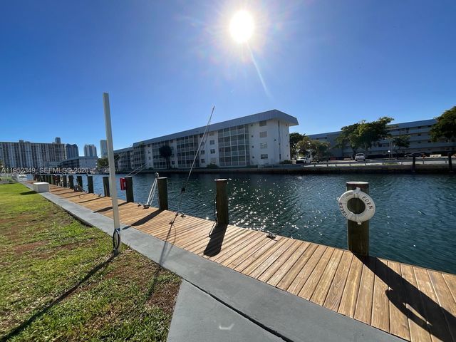 3600 NE 170th St 107, North Miami Beach, FL 33160