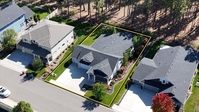 1015 W Siena Peak Dr, Spokane, WA 99224