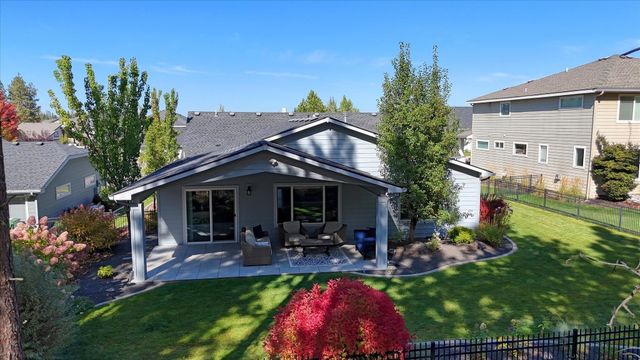 1015 W Siena Peak Dr, Spokane, WA 99224