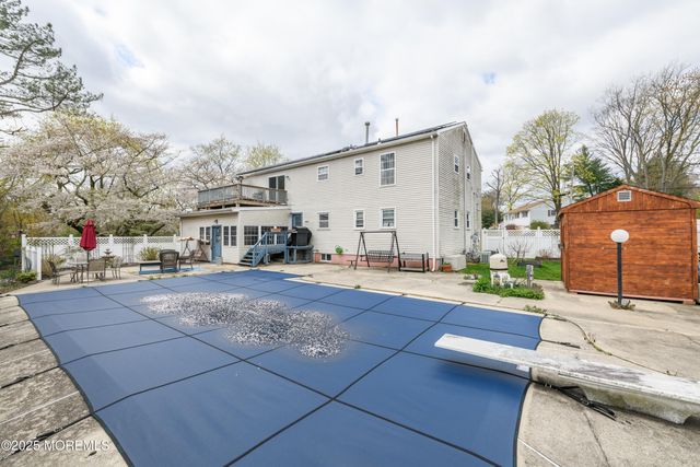 74 Henry Drive, New Monmouth, NJ 07748