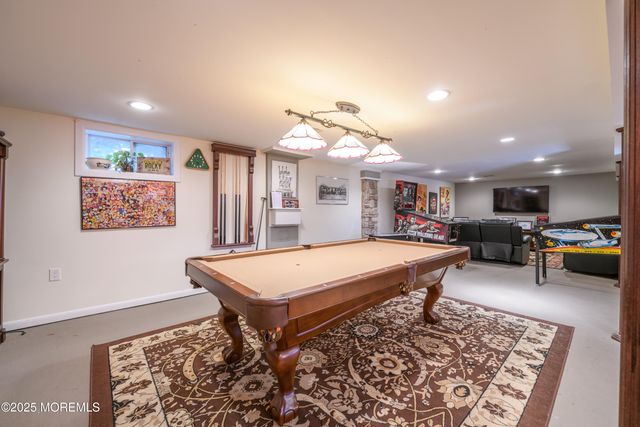 74 Henry Drive, New Monmouth, NJ 07748