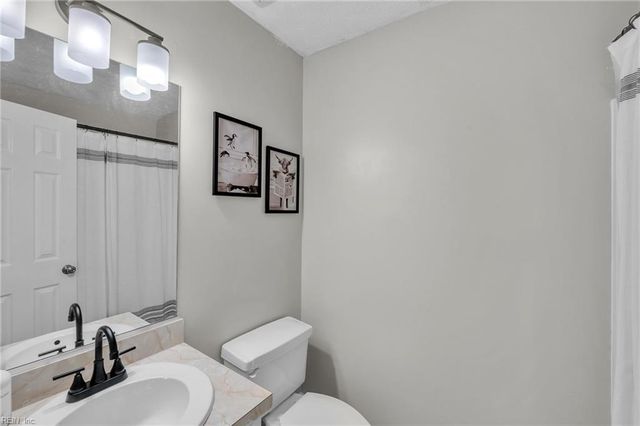 116 Grand View DR, Hampton, VA 23664