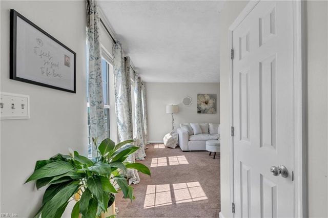 116 Grand View DR, Hampton, VA 23664