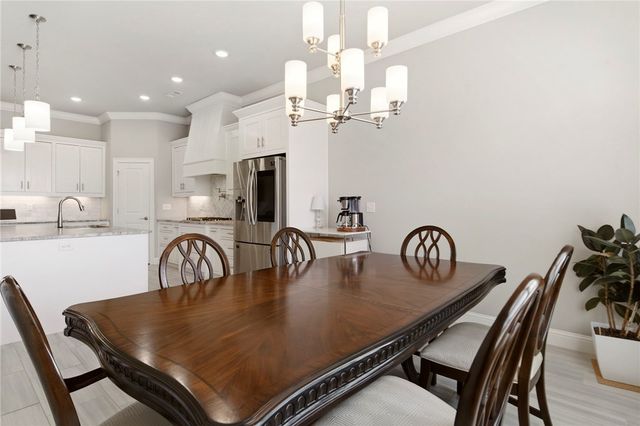 5500 W Lakewood Drive, Rogers, AR 72758