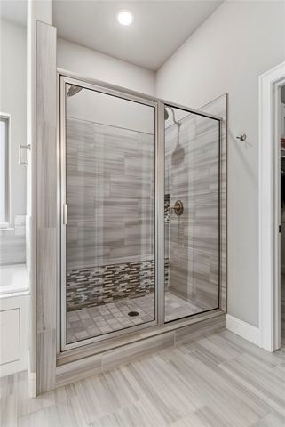 5500 W Lakewood Drive, Rogers, AR 72758