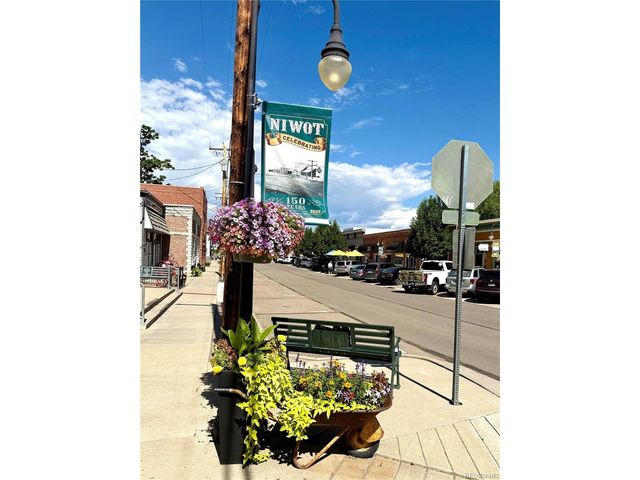 7216 Timothy Pl, Niwot, CO 80503