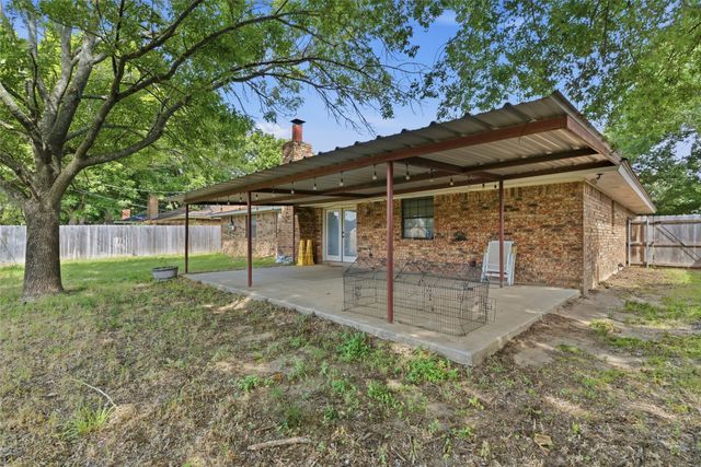 119 Blue Jay Street, Stephenville, TX 76401