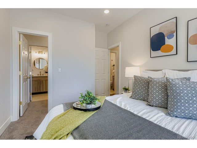 1450 Joliet St, Aurora, CO 80010