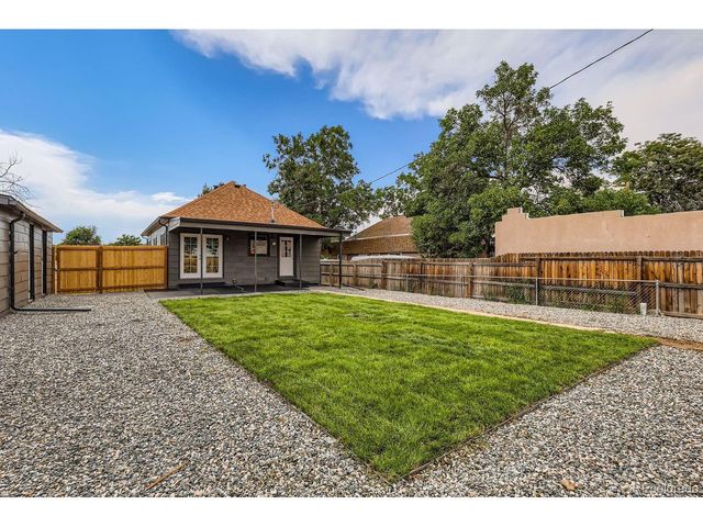 1450 Joliet St, Aurora, CO 80010