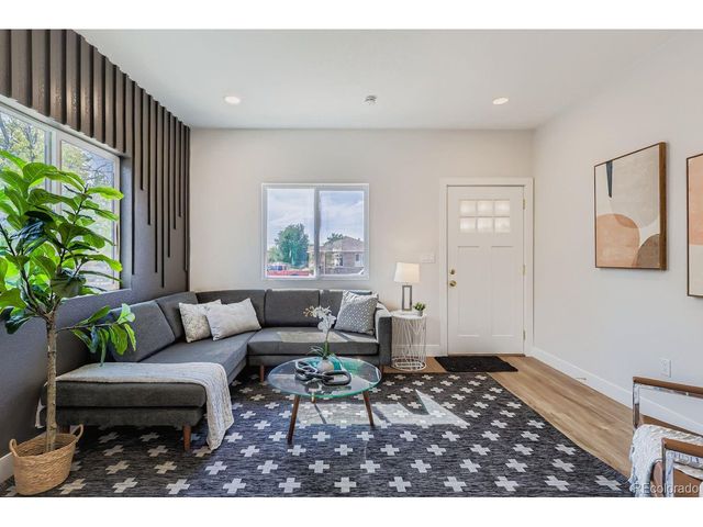 1450 Joliet St, Aurora, CO 80010