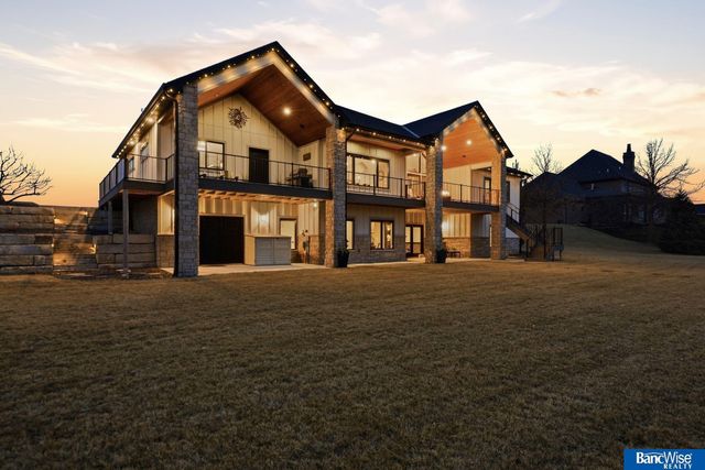 3130 W Bow Bridge Road, Lincoln, NE 68523