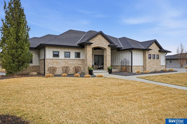 3130 W Bow Bridge Road, Lincoln, NE 68523