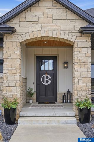 3130 W Bow Bridge Road, Lincoln, NE 68523