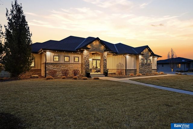 3130 W Bow Bridge Road, Lincoln, NE 68523