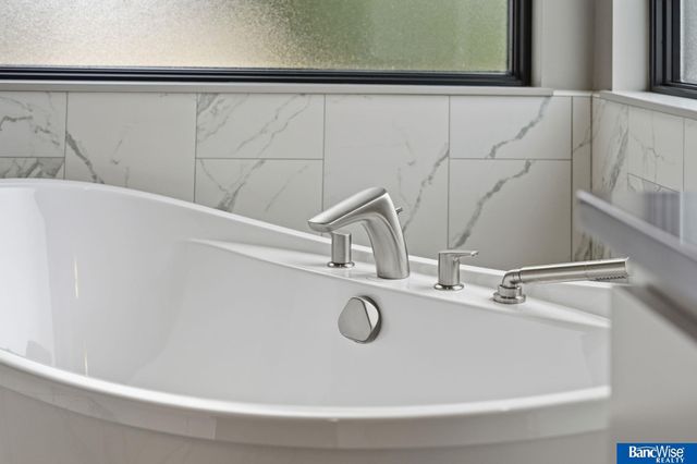 3130 W Bow Bridge Road, Lincoln, NE 68523