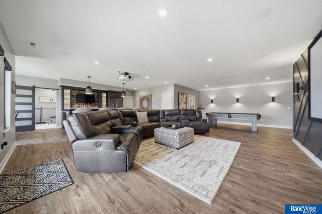 3130 W Bow Bridge Road, Lincoln, NE 68523