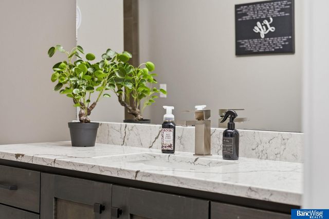 3130 W Bow Bridge Road, Lincoln, NE 68523