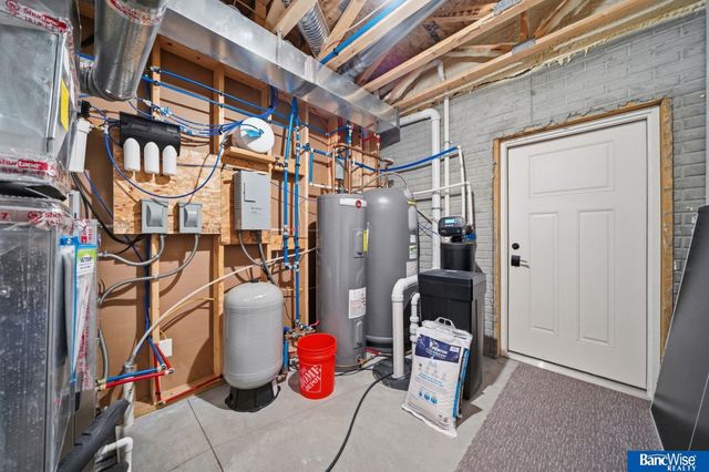 3130 W Bow Bridge Road, Lincoln, NE 68523