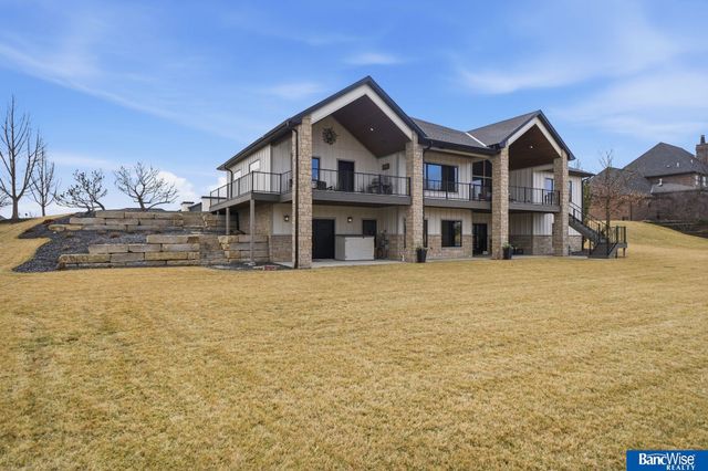 3130 W Bow Bridge Road, Lincoln, NE 68523