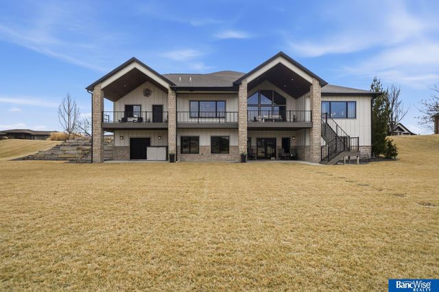 3130 W Bow Bridge Road, Lincoln, NE 68523