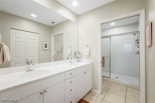 470 Launch CIR V301, Naples, FL 34108