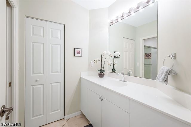 470 Launch CIR V301, Naples, FL 34108