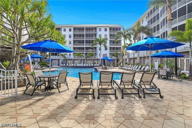 470 Launch CIR V301, Naples, FL 34108