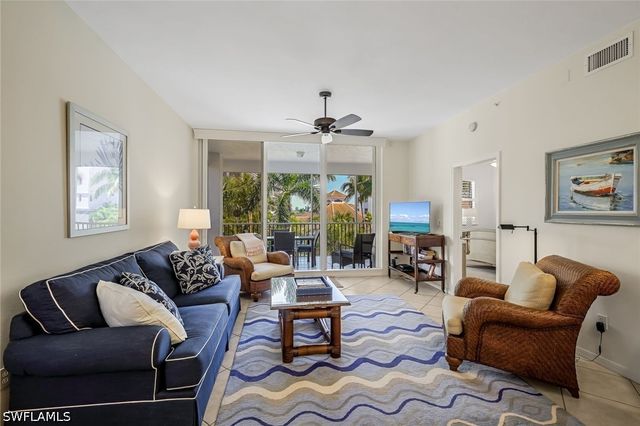 470 Launch CIR V301, Naples, FL 34108
