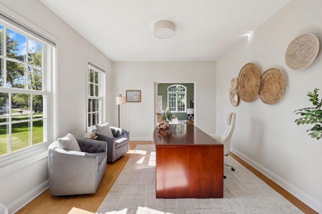 1015 W Cove Lane, Minnetrista, MN 55364