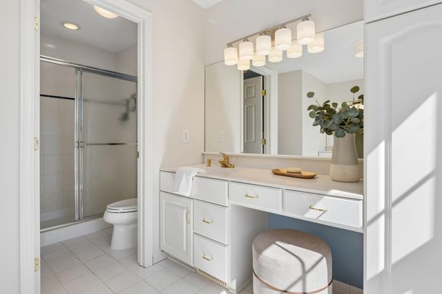 1015 W Cove Lane, Minnetrista, MN 55364