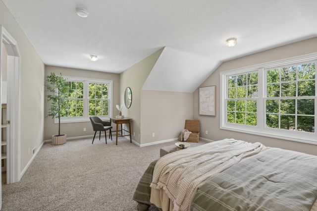 1015 W Cove Lane, Minnetrista, MN 55364
