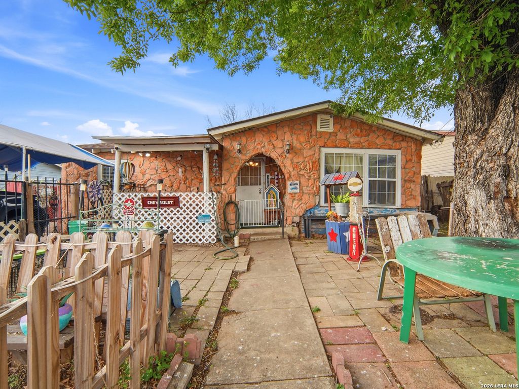 130 Pickford, San Antonio, TX 78228