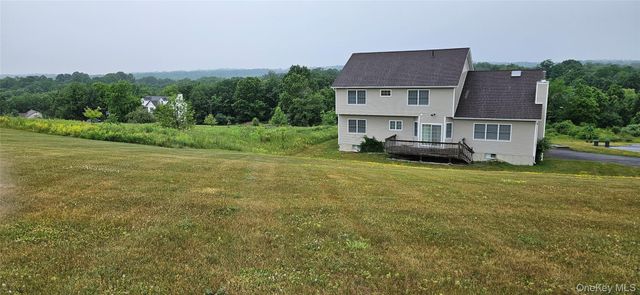 14 Trotter Lane, Rock Tavern, NY 12575