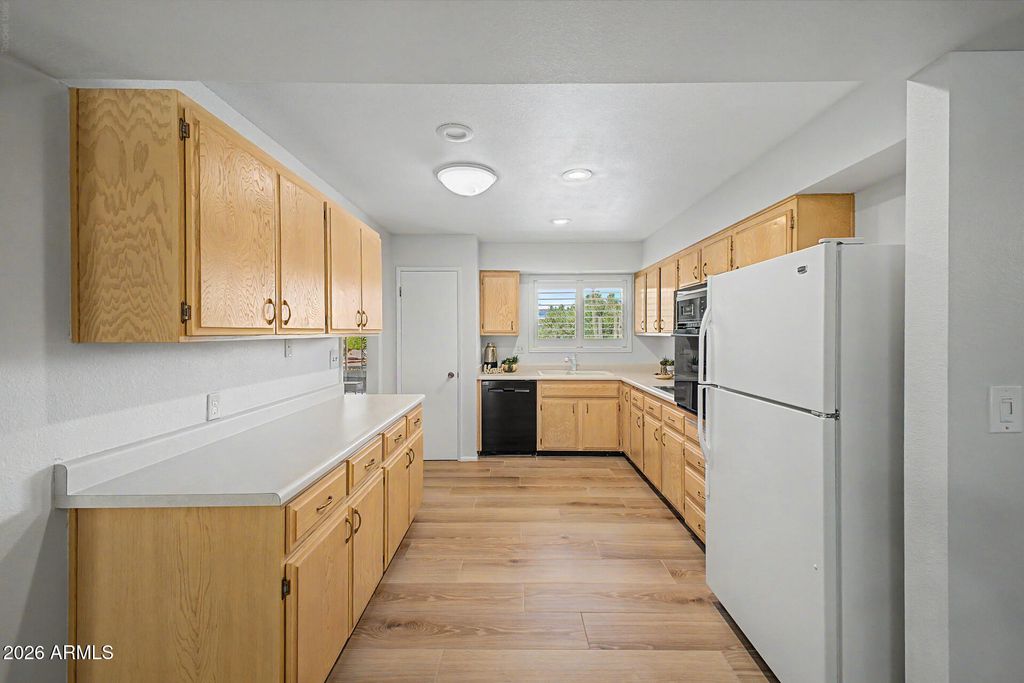 10310 W RIDGEVIEW Road, Sun City, AZ 85351 — photo 5