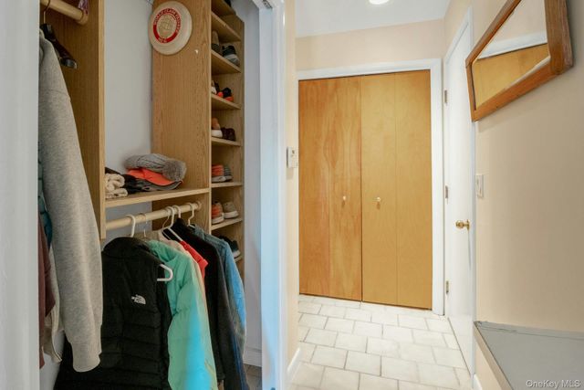 637 Long Hill Road W, Briarcliff Manor, NY 10510