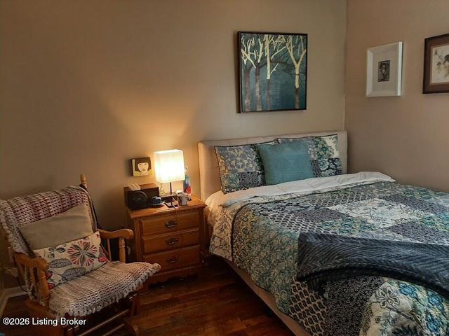 6703 Barbrook Rd, Louisville, KY 40258
