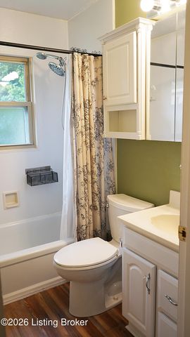6703 Barbrook Rd, Louisville, KY 40258