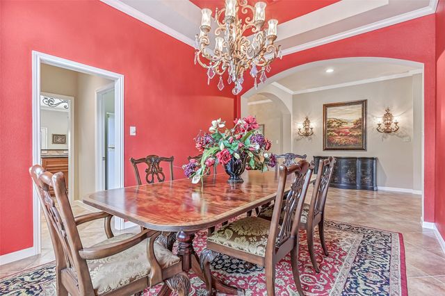 2427 Pioneer Oaks Drive, Fresno, TX 77545