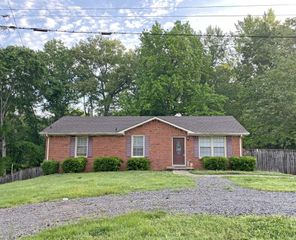 403 Corinne Circle, Clarksville, TN 37040