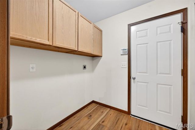 1043 Arlington Way, Warrenton, MO 63383