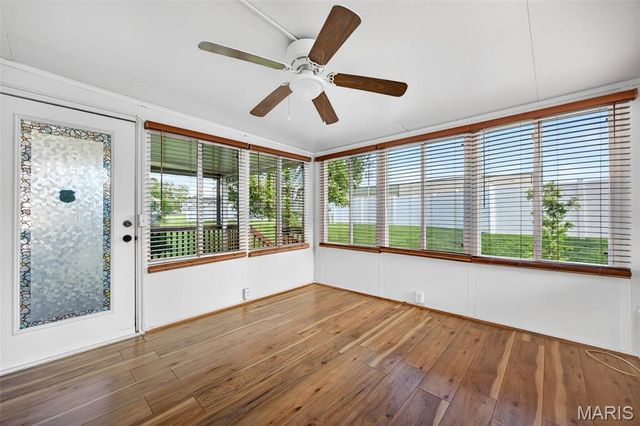 1043 Arlington Way, Warrenton, MO 63383