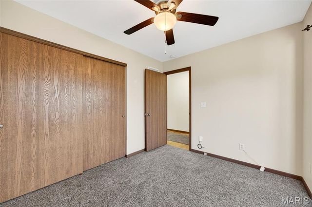 1043 Arlington Way, Warrenton, MO 63383