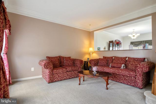 2538 BROWNSTONE CT, Dover, PA 17315