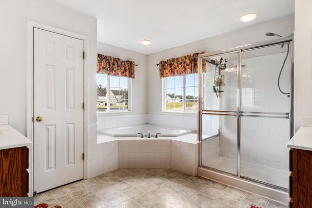 2538 BROWNSTONE CT, Dover, PA 17315