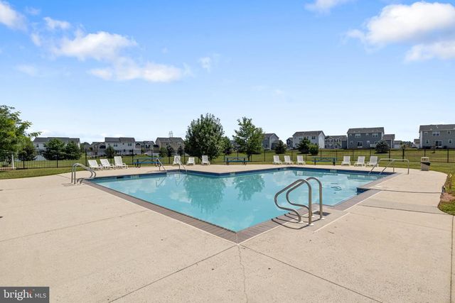 2538 BROWNSTONE CT, Dover, PA 17315