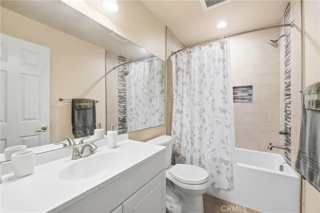 11955 Silver Crest Street, Moorpark, CA 93021