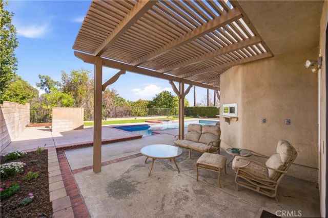 11955 Silver Crest Street, Moorpark, CA 93021